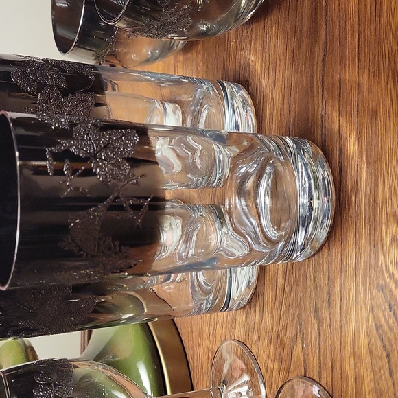 VTG Dorothy Thorpe silver rim glassware - Picture 3 of 4